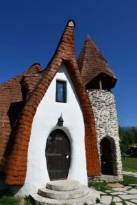 Castelul de Lut Valea Zanelor
