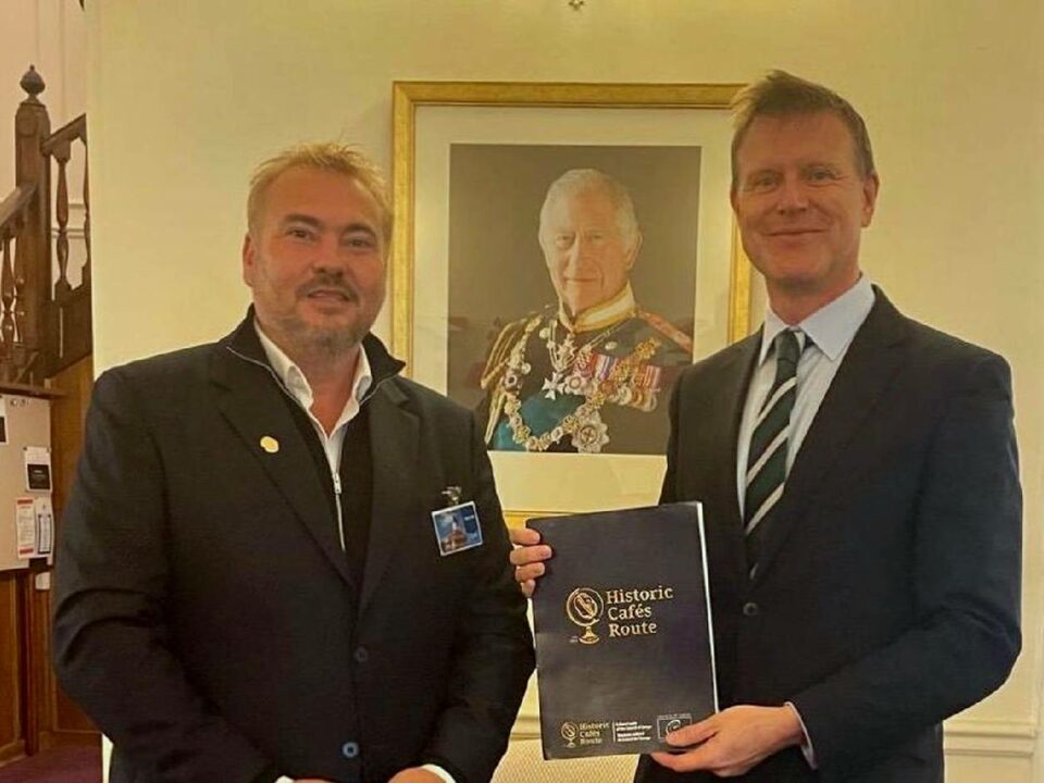 HCR President Arnold Klingeis and His Excellency Giles Portman at the United Kingdom Embassy in Bucharest