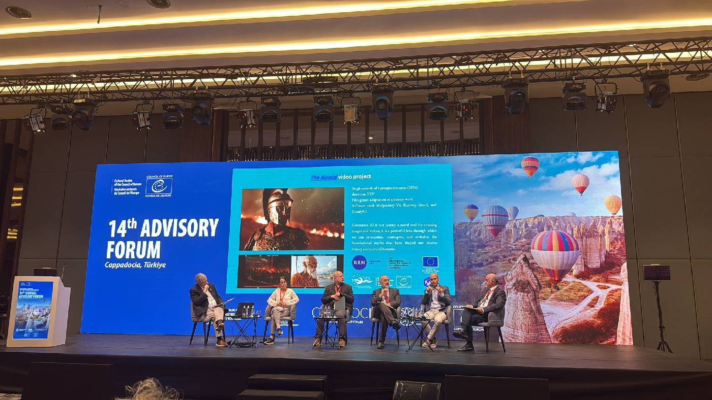 Mr. Rui Gomes, Executive Secretary of the Cultural Routes Program and HCR President Mr. Arnold Klingeis