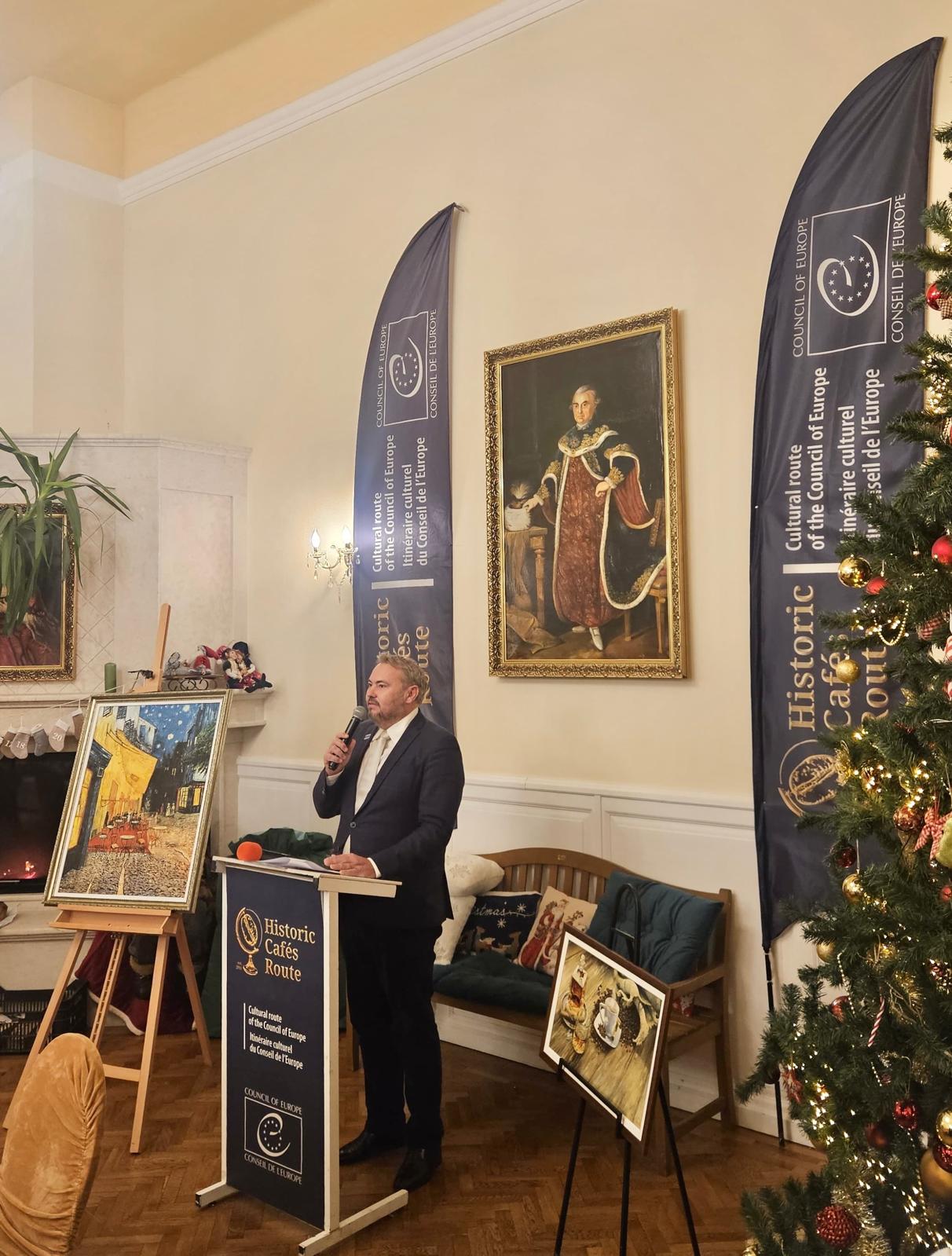 HCR President Arnold G. Klingeis delivering the welcome speech